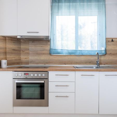 Anesis Seaview Apartment 2 ネオス・マルマラス エクステリア 写真