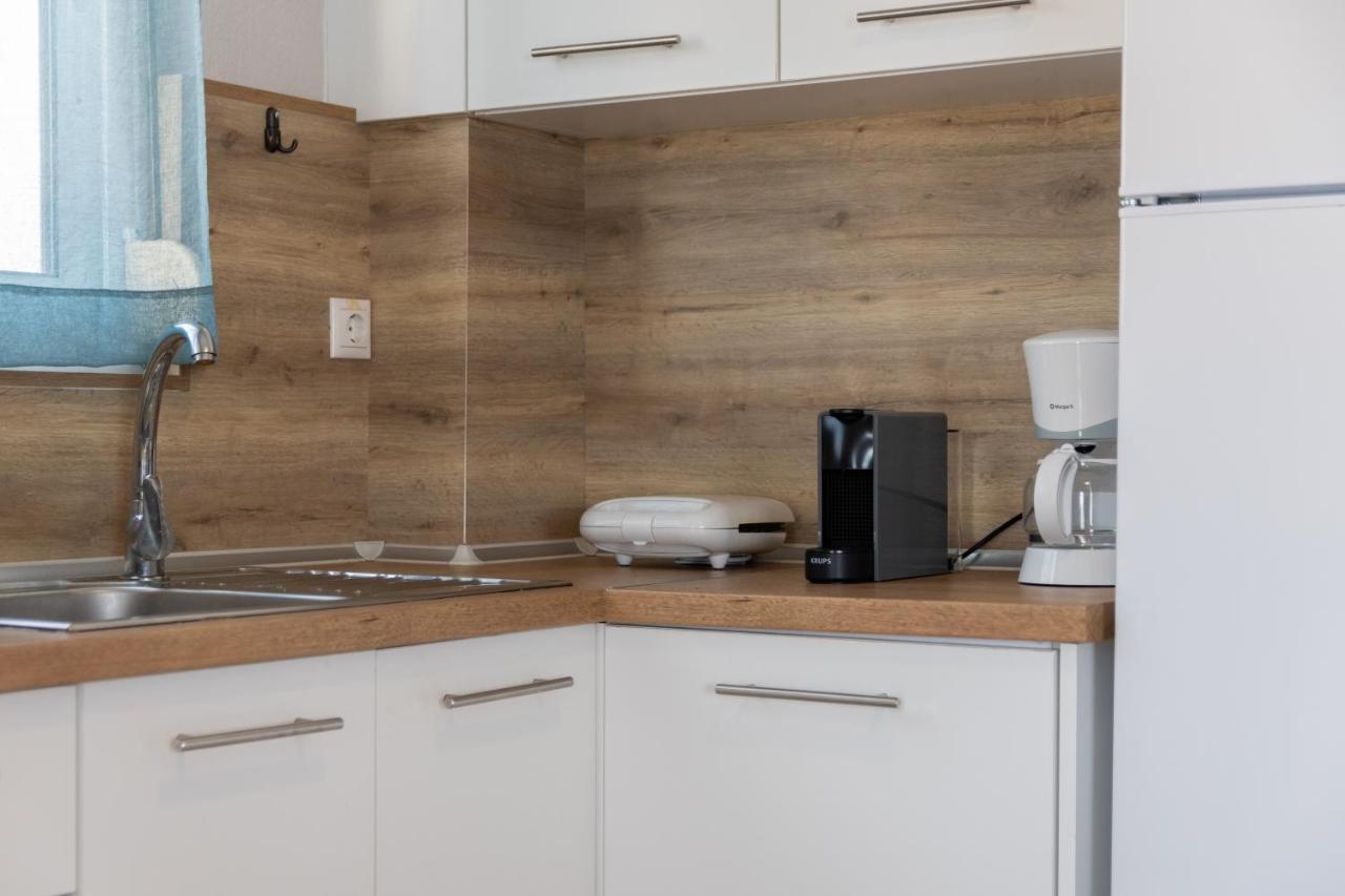 Anesis Seaview Apartment 2 ネオス・マルマラス エクステリア 写真