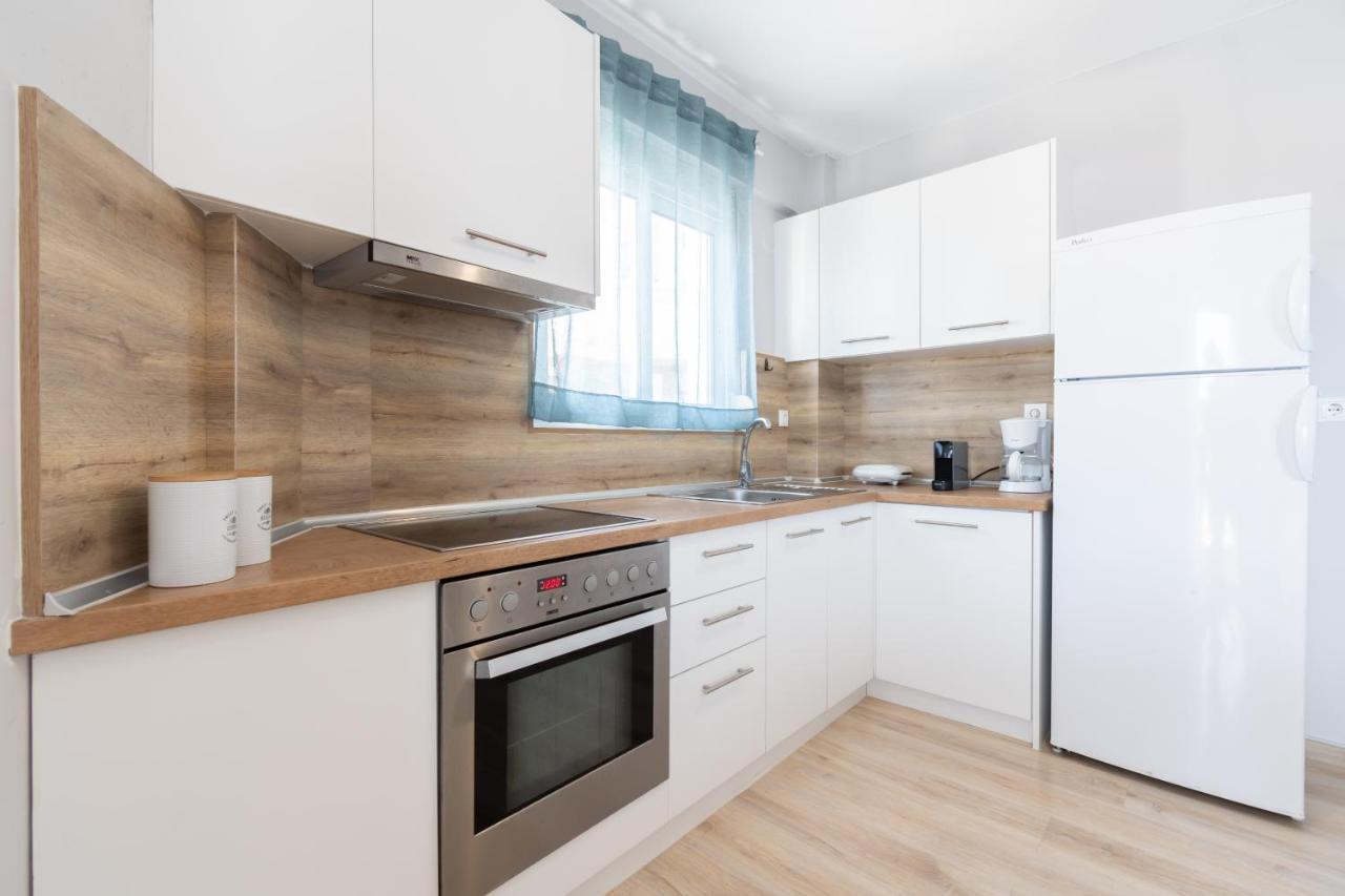 Anesis Seaview Apartment 2 ネオス・マルマラス エクステリア 写真