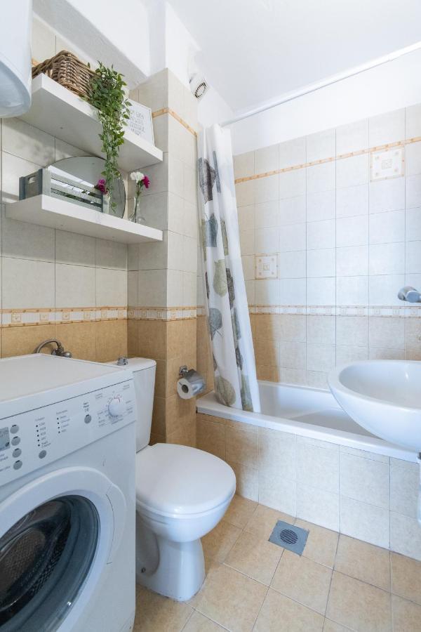 Anesis Seaview Apartment 2 ネオス・マルマラス エクステリア 写真