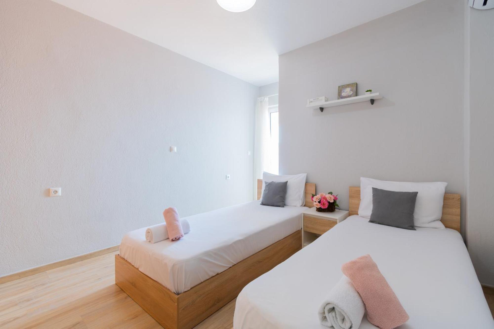 Anesis Seaview Apartment 2 ネオス・マルマラス エクステリア 写真